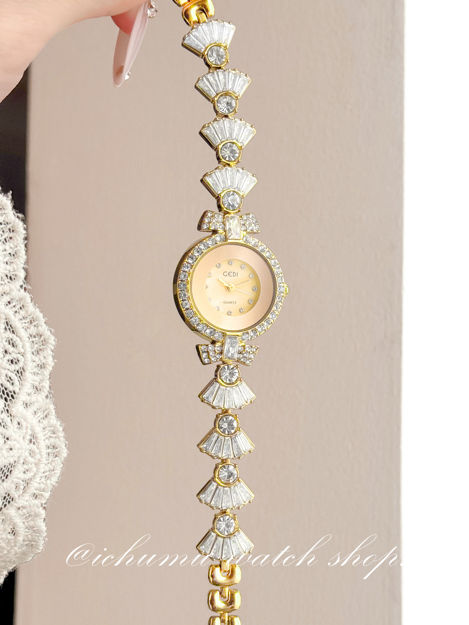 Luxury Watch And Bracelet - Relógio Feminino Mermaid de Luxo Leve