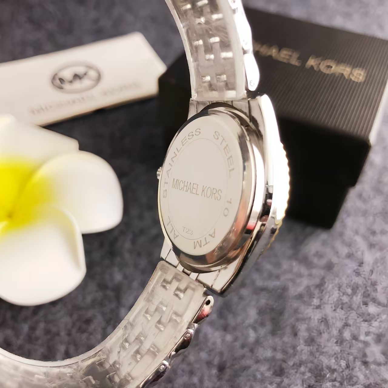 Relógio de Luxo Michael Kors e - Luxury Watch Photography avaliação e preço