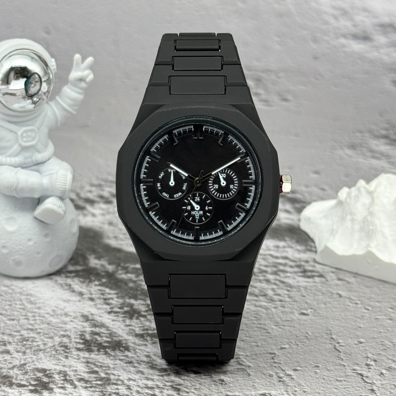 Relógio de Marca Famosa com Mo - Luxury Watch Market avaliação e preço